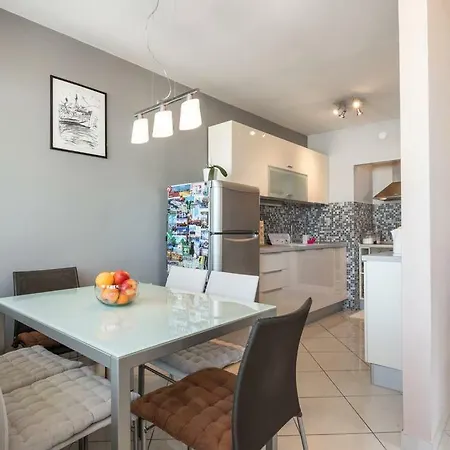 Penthouse Ema Appartement *